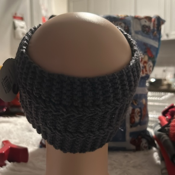 Woman’s Headband - Picture 3 of 5